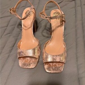 Vince Camuto Roellan Ankle strap sandal